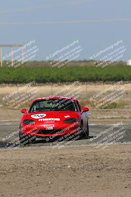 media/Apr-30-2022-CalClub SCCA (Sat) [[98b58ad398]]/Group 5/Race (Outside Grapevine)/